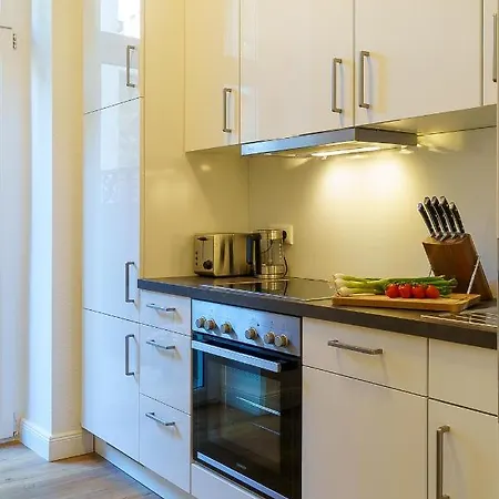 Fuer 4 Mit Terrasse Im Herzen Der Innenstadt * 슈베린