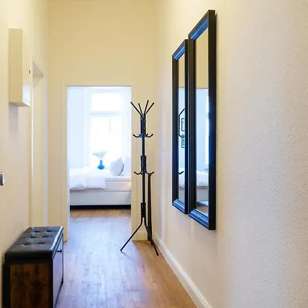 Lägenhet Fuer 4 Mit Terrasse Im Herzen Der Innenstadt *