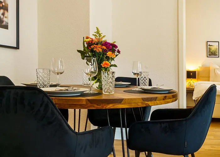 Fuer 4 Mit Terrasse Im Herzen Der Innenstadt * Schwerin (Mecklenburg-Vorpommern)